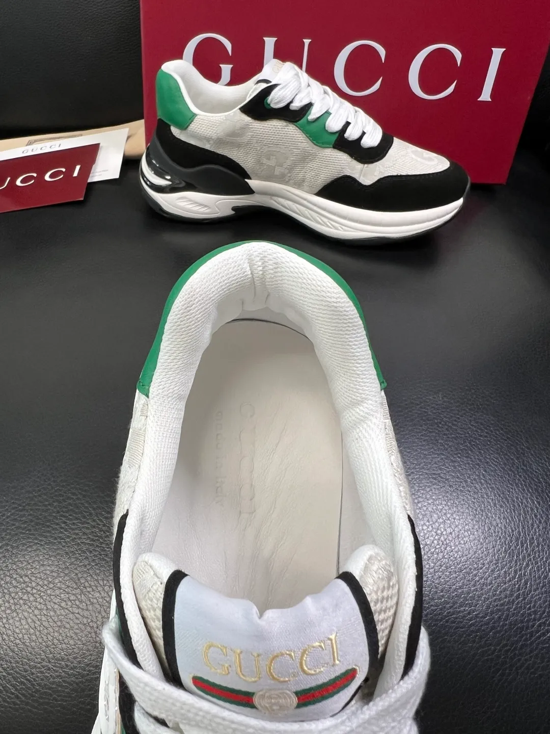 Men's shoes 💰800 Gucci top purchasing Gucci counter new model, original factory configuration imported cowhide from Italy with printed fabric, imported cowhide lining, breathable and comfortable, sole: original factory special sole is super comfortable, original factory and single goods are high quality, welcome to compare, code number 38-44 (customized 45)